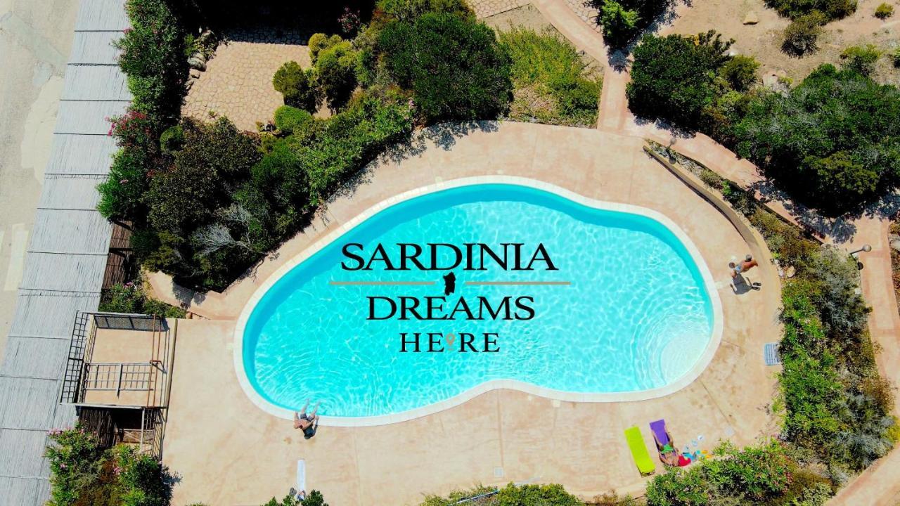 Villetta Flora Con Piscina Коста-Парадисо Экстерьер фото