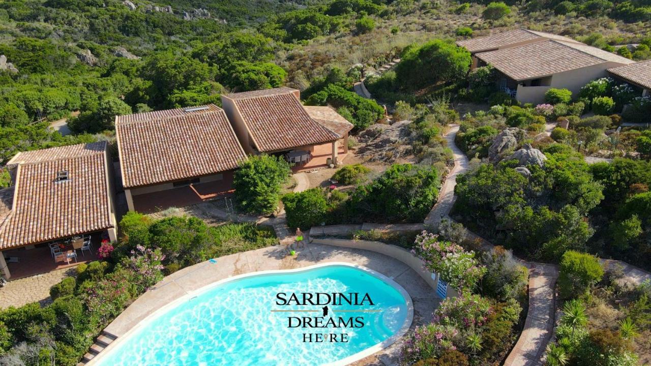 Villetta Flora Con Piscina Коста-Парадисо Экстерьер фото